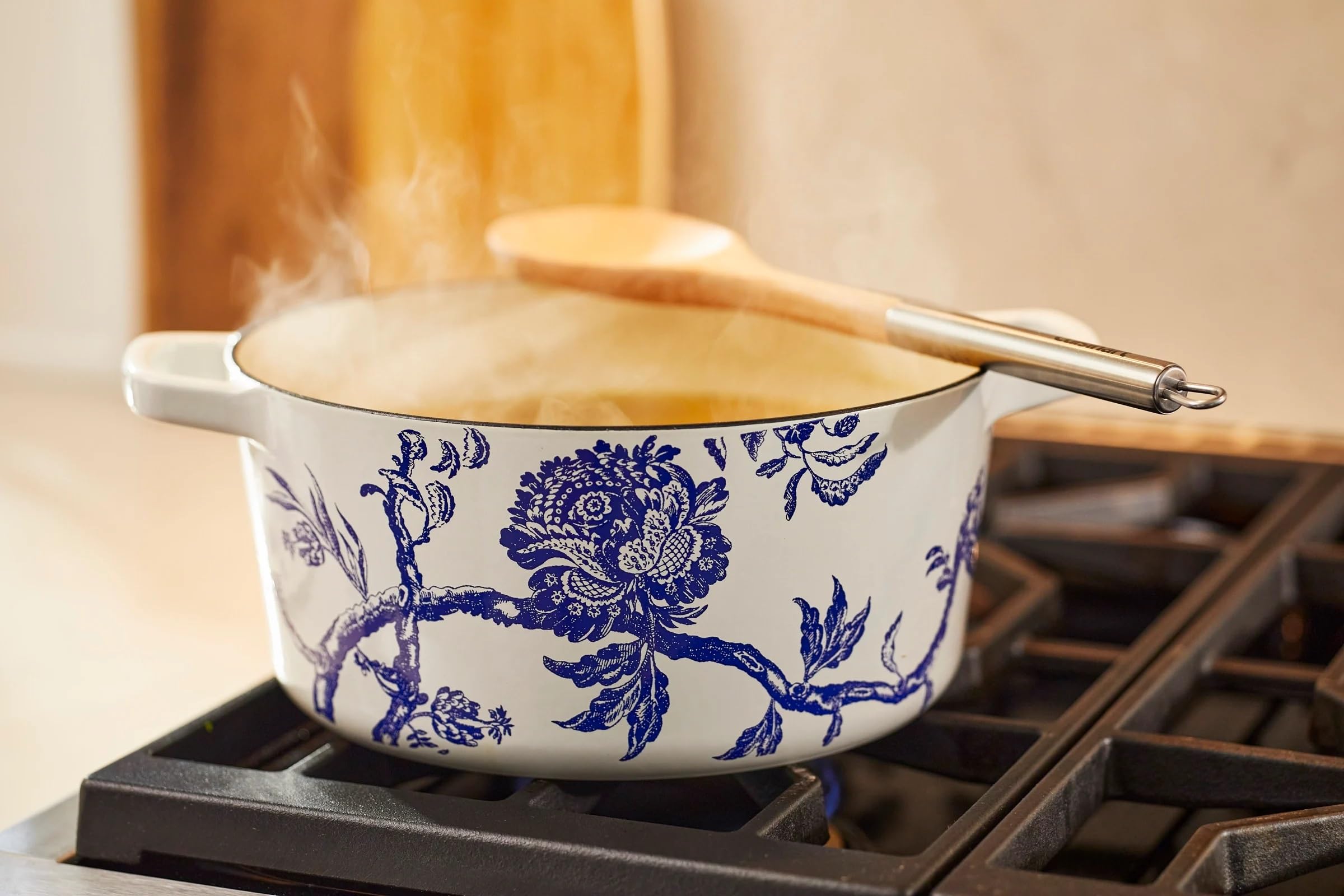 Cuisinart Caskata™ 5 Qt. Round Covered Casserole - Image 4